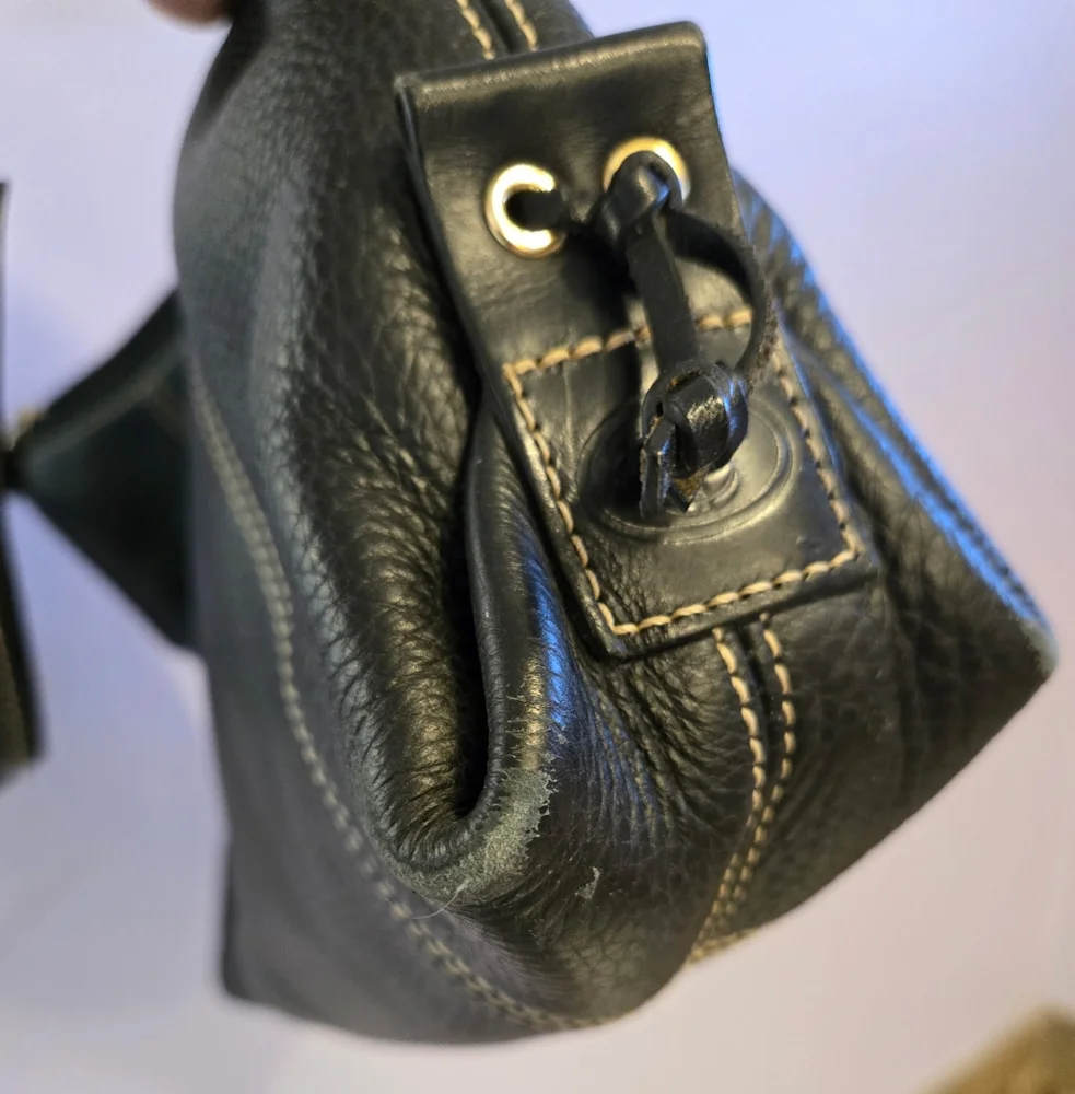 Dooney & Bourke Black Pebbled Leather Hobo Shoulder Bag - EUC #131 - Picture 5 of 9